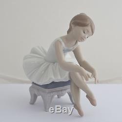 Lladro Little Ballerina I (ballet) Figurine New Boxed