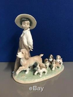 Lladro My Little Explorers. 6828. Boy with puppies. Privilege. Mint In Box