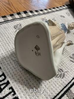 Lladro NAO 1977 Porcelain Girl With Goose Made In Spain Lladro NAO 1977 Porcelain Girl With Goose Made In Spain