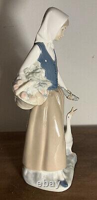 Lladro NAO 1977 Porcelain Girl With Goose Made In Spain