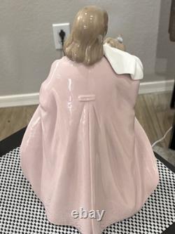 Lladro NAO A Mother's Touch Porcelain Figurine Number # 1300 13.5 tall