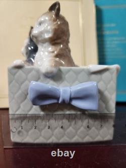 Lladro NAO Cat Ceramic Figurine Antique LLADRO Antique Market