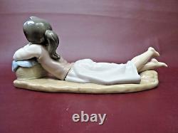 Lladro NAO Daisa 12 Daydreaming Girl Laying Down Picnic Basket Made in Spain