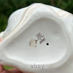 Lladro NAO Daisa'85 Elegant Victorian Lady Wearing Feather Hat & Hand Muff MINT