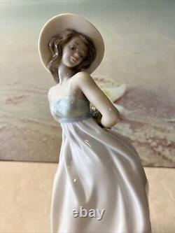 Lladro NAO Diasa porcelain girl in sundress figure 13 1992 Spain