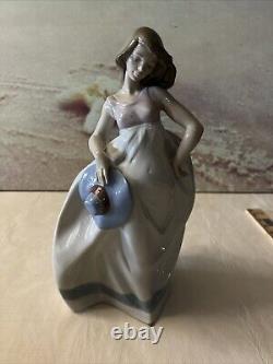 Lladro NAO Diasa porcelain girl in sundress figure 13 1992 Spain