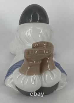 Lladro NAO Eskimo Girl Figurine #1298 Dreaming on the Ice Daisa 1997 Spain