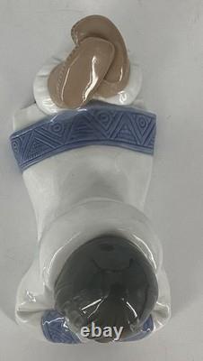 Lladro NAO Eskimo Girl Figurine #1298 Dreaming on the Ice Daisa 1997 Spain