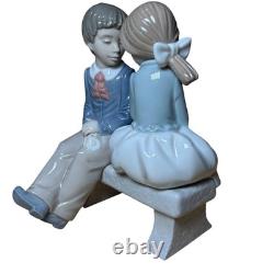 Lladro NAO Figurine First Love 1136 Ceramic Doll Figure Ornament Girl