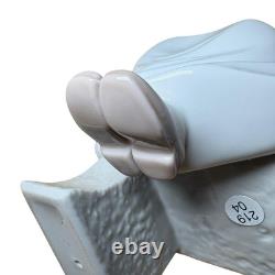 Lladro NAO Figurine First Love 1136 Ceramic Doll Figure Ornament Girl