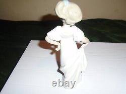 Lladro NAO How Pretty. Porcelain Girl Figure