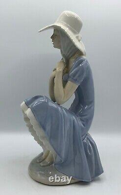 Lladro NAO La Pamela Figurine 02010229 Girl With Straw Hat 11 tall