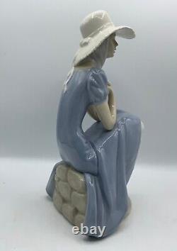 Lladro NAO La Pamela Figurine 02010229 Girl With Straw Hat 11 tall