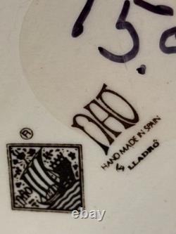 Lladro NAO Large & Rare GIRL PLAYING GUITAR 10 Tall Vintage Retired