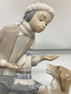 Lladro NAO Lesson For The Dog Figure #140, Spainish Porcelain Figurine