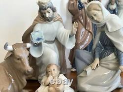 Lladro NAO Nativity Set 8 Pieces