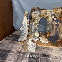 Lladro NAO Nativity Set Figurines & Manger three kings, baby Jesus, Mary Joseph