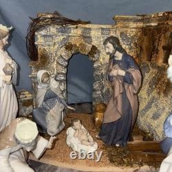 Lladro NAO Nativity Set Figurines & Manger three kings, baby Jesus, Mary Joseph