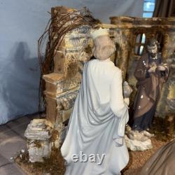 Lladro NAO Nativity Set Figurines & Manger three kings, baby Jesus, Mary Joseph