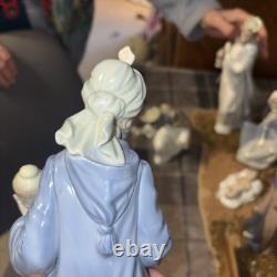 Lladro NAO Nativity Set Figurines & Manger three kings, baby Jesus, Mary Joseph