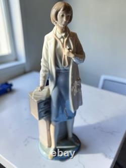 Lladro NAO Porcelain Ig. Female Doctor Retired Version Measuring Approx 13.25