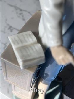 Lladro NAO Porcelain Ig. Female Doctor Retired Version Measuring Approx 13.25