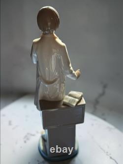 Lladro NAO Porcelain Ig. Female Doctor Retired Version Measuring Approx 13.25