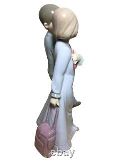 Lladro NAO School Companions Figure Excellent Condition #1420