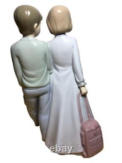 Lladro NAO School Companions Figure Excellent Condition #1420