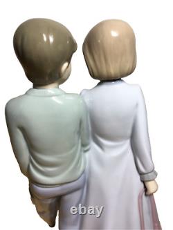 Lladro NAO School Companions Figure Excellent Condition #1420