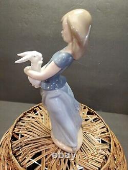 Lladro NAO Spain Figurine Girl with Bunny Rabbit