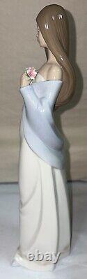 Lladro NAO Tall Floral Beauty Porcelain Figure #1344 NO BOX