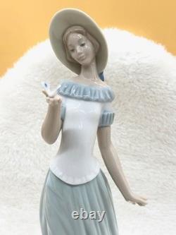 Lladró NAO The Butterfly's Dance Lady Figurine 11.75 Mint No Chips Holiday Gift
