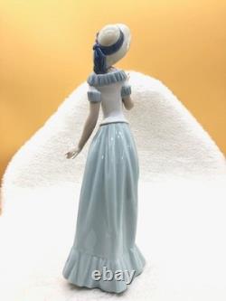 Lladró NAO The Butterfly's Dance Lady Figurine 11.75 Mint No Chips Holiday Gift
