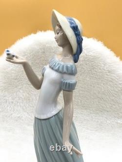 Lladró NAO The Butterfly's Dance Lady Figurine 11.75 Mint No Chips Holiday Gift