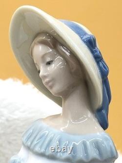 Lladró NAO The Butterfly's Dance Lady Figurine 11.75 Mint No Chips Holiday Gift