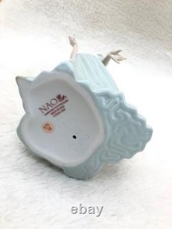 Lladró NAO The Butterfly's Dance Lady Figurine 11.75 Mint No Chips Holiday Gift
