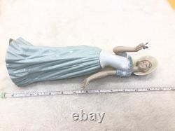 Lladró NAO The Butterfly's Dance Lady Figurine 11.75 Mint No Chips Holiday Gift