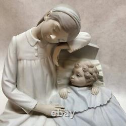 Lladro NAO large figure porcelain mother, child and teddy bearThe Cradle