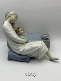Lladro NAO large figure porcelain mother, child and teddy bearThe Cradle