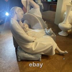 Lladro NAO large figure porcelain mother, child and teddy bearThe Cradle