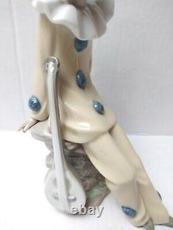 Lladro NAO porcelain figure Daisa 1987 with mandolin. A-25 N. #26. 7 3/4 in. Tall