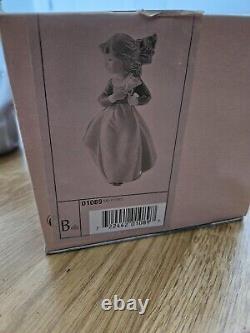 Lladro / Nao 01089 Mis Flores Figurine 1989 Mint With Box