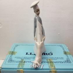 Lladro Nao #4608'Cook In Trouble' Figurine Matte Finish. Mint Condition