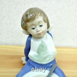 Lladro Nao Baby Porcelain Figure Used No cracks or chips 9.5cm