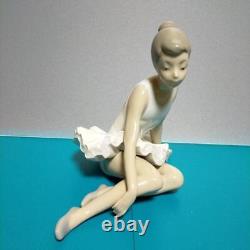 Lladro Nao Ballerina Ceramic Doll Figurine