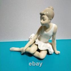 Lladro Nao Ballerina Ceramic Doll Figurine