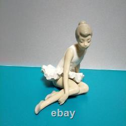 Lladro Nao Ballerina Ceramic Doll Figurine