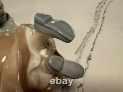 Lladro Nao Boy & Girl Reading