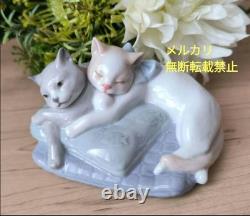 Lladro Nao Cat Figurine Ceramic Figure Discontinued Cat